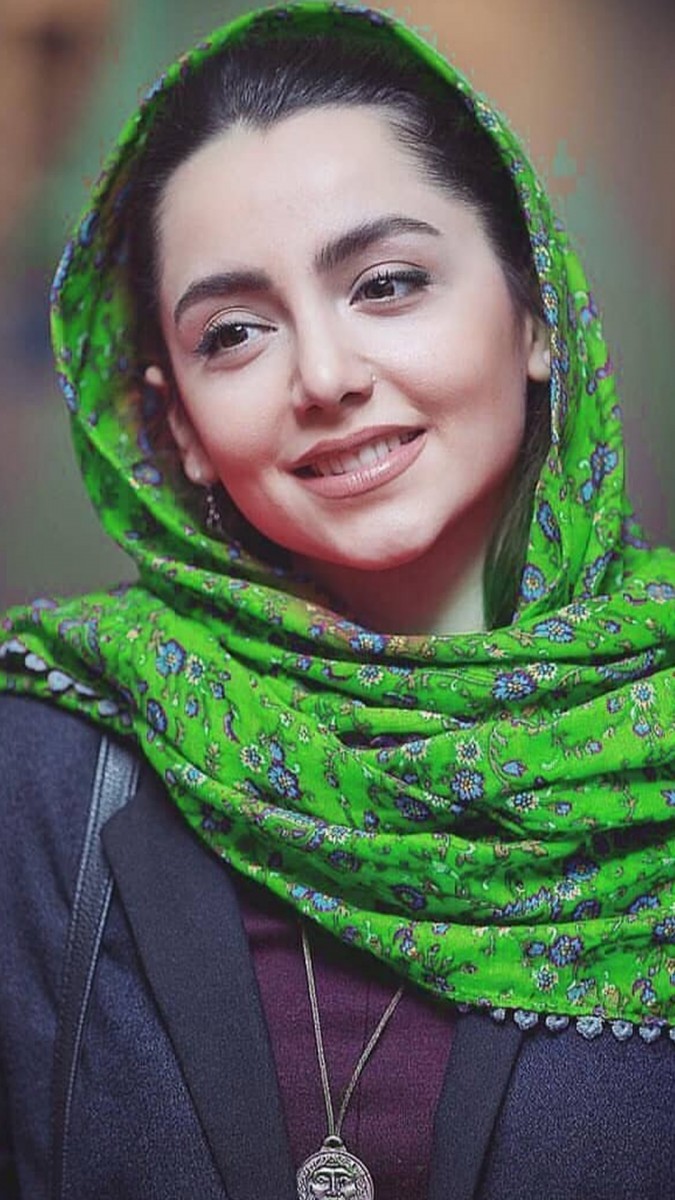 نازنین بیاتی-بازیگر ایرانی